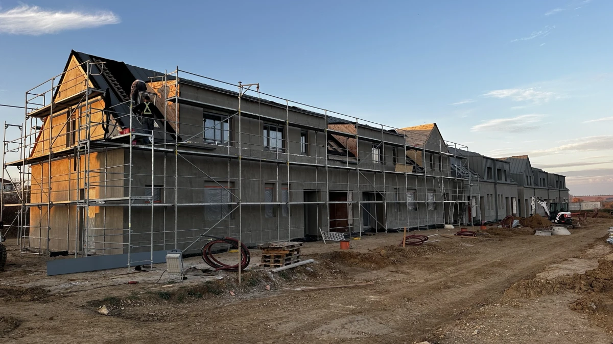 DC-1, RD 1-10 - klempířské práce a fasáda - finalizace