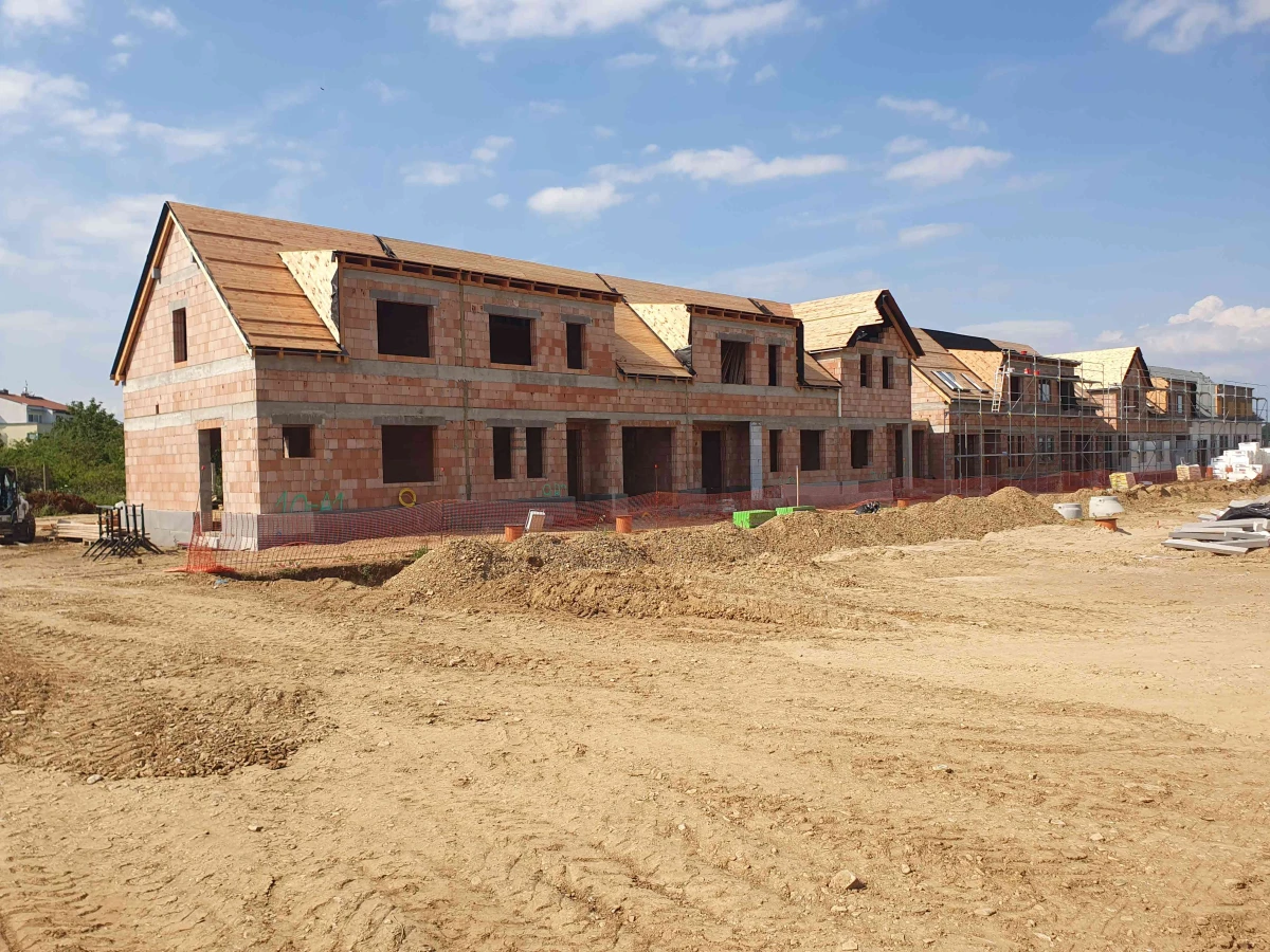 Dokončení tesařských prací DC-1